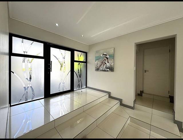 5 BEDROOM PROPERTY TO RENT IN MIDSTREAM RIDGE